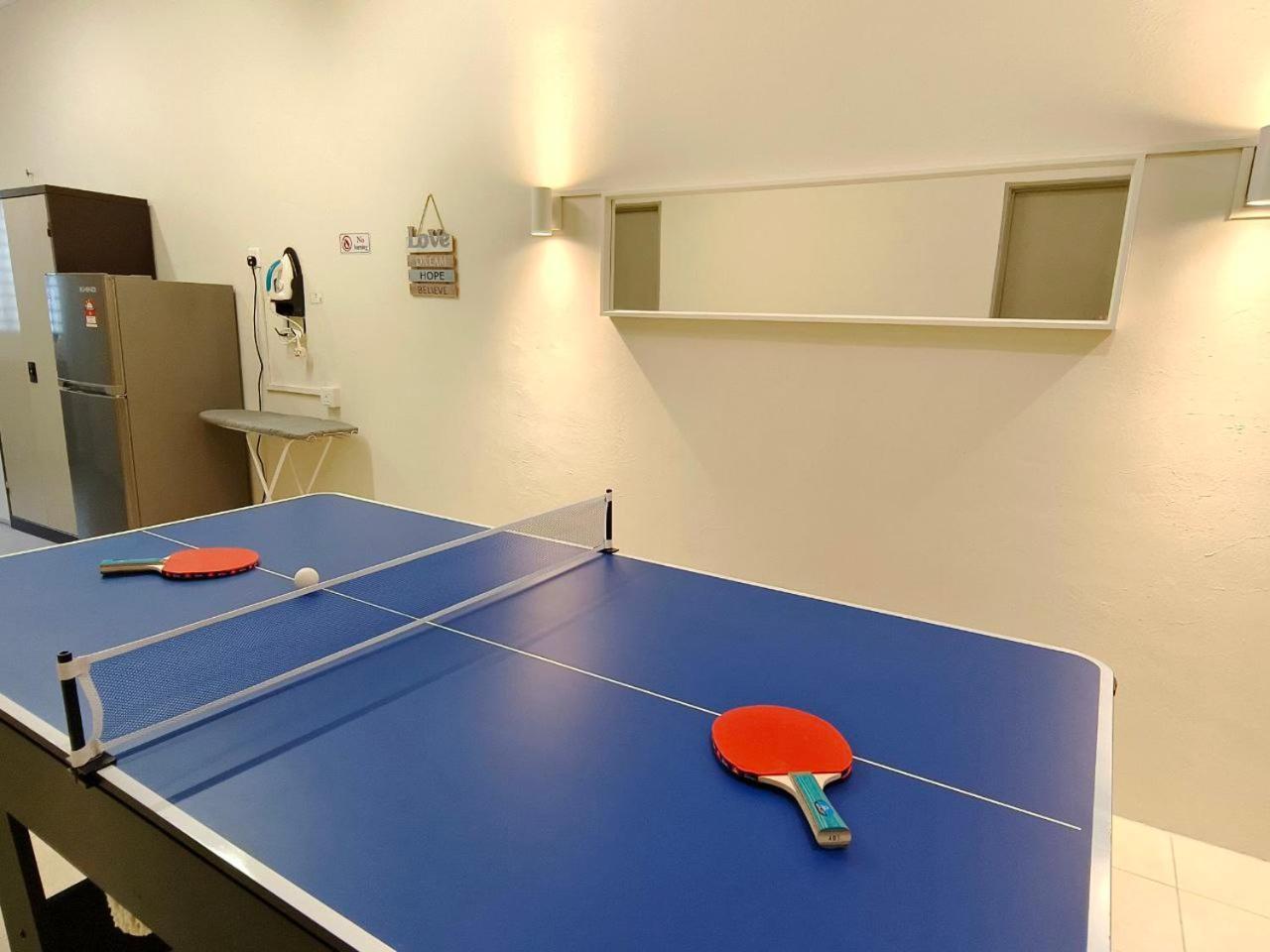 Newcastle Seri Impian Snooker Ping Pong Neflix Keluang Exterior foto